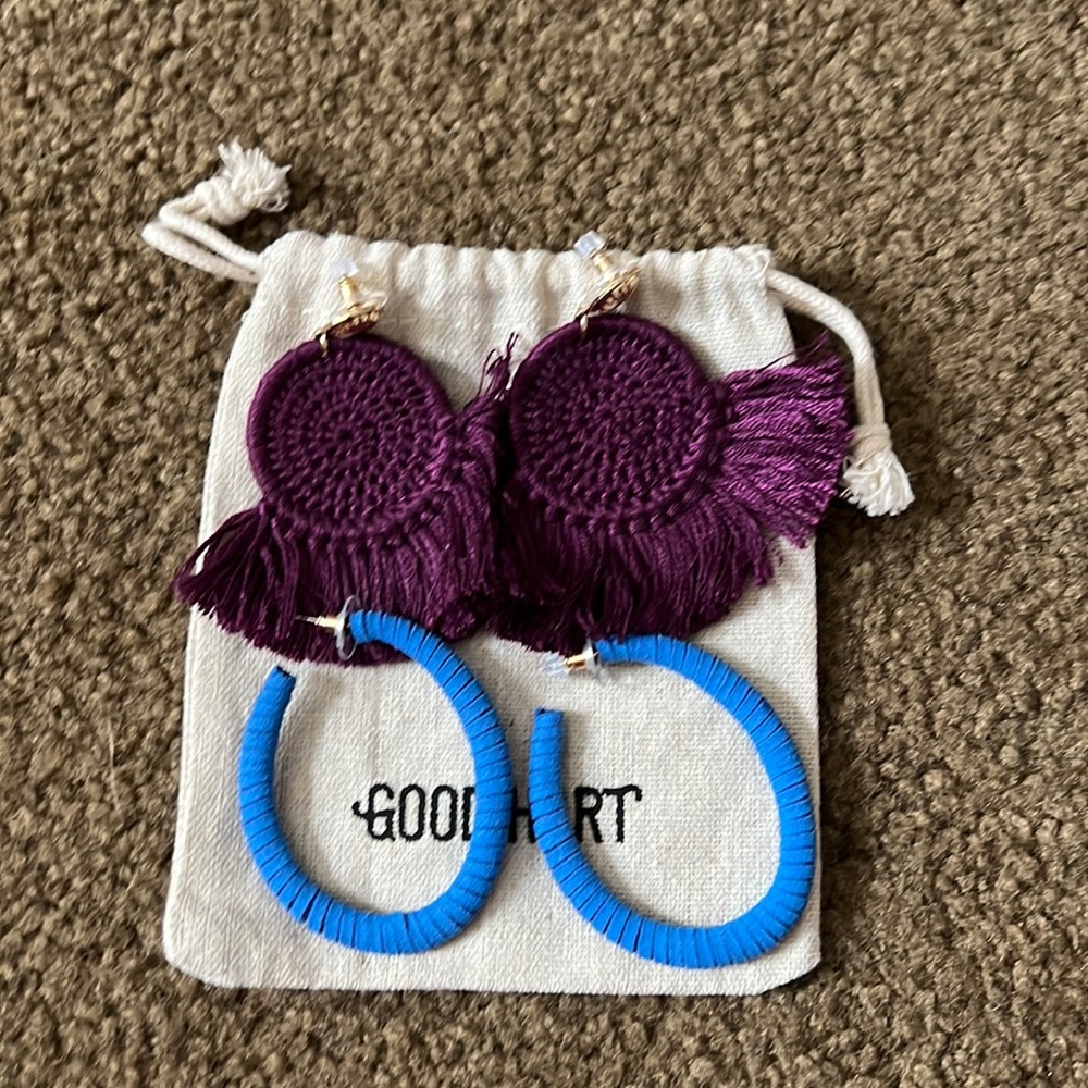 Good Hart Earring Set